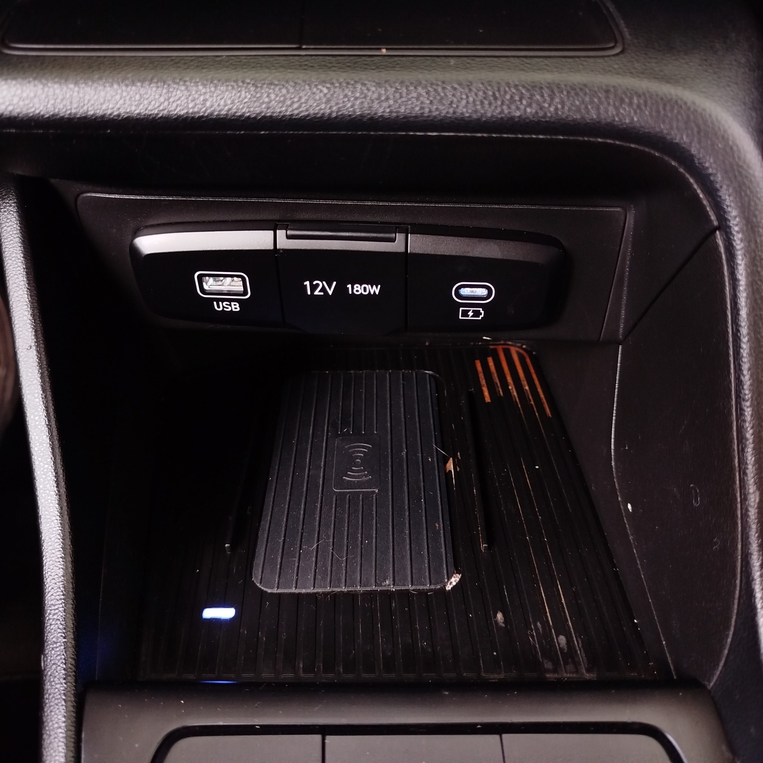 HYUNDAI ACCENT 2024