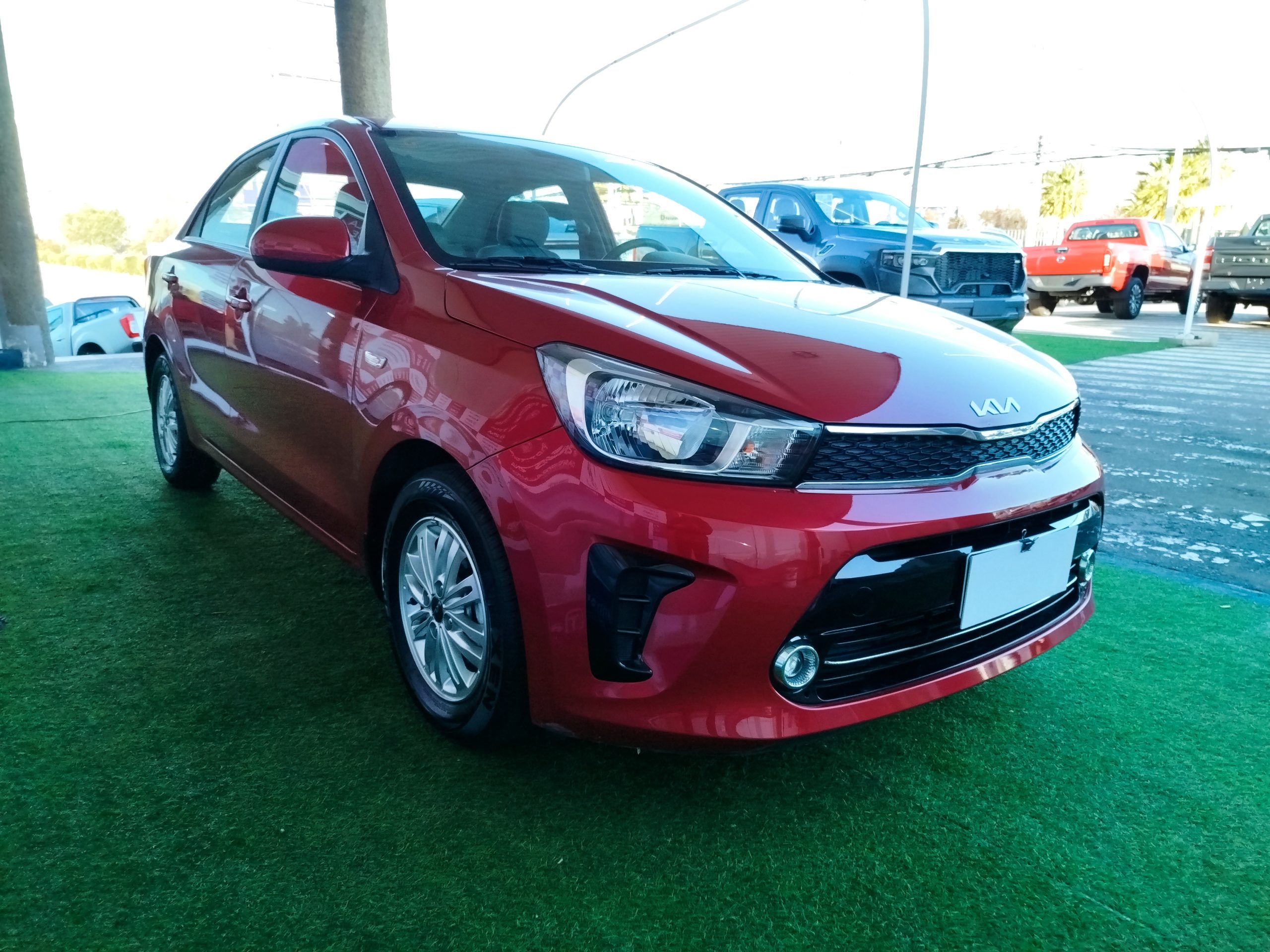 Kia Soluto 2025