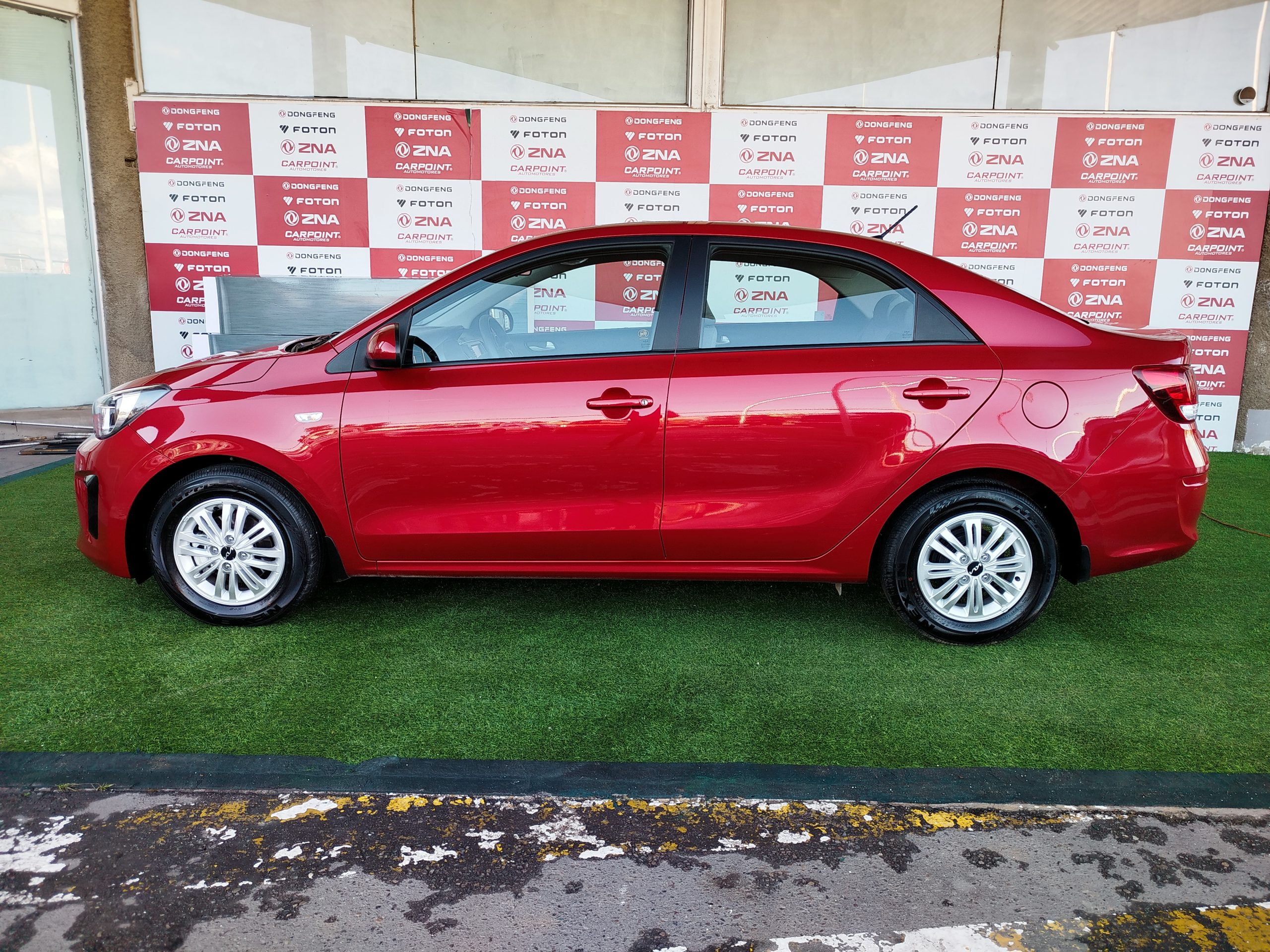 Kia Soluto 2025