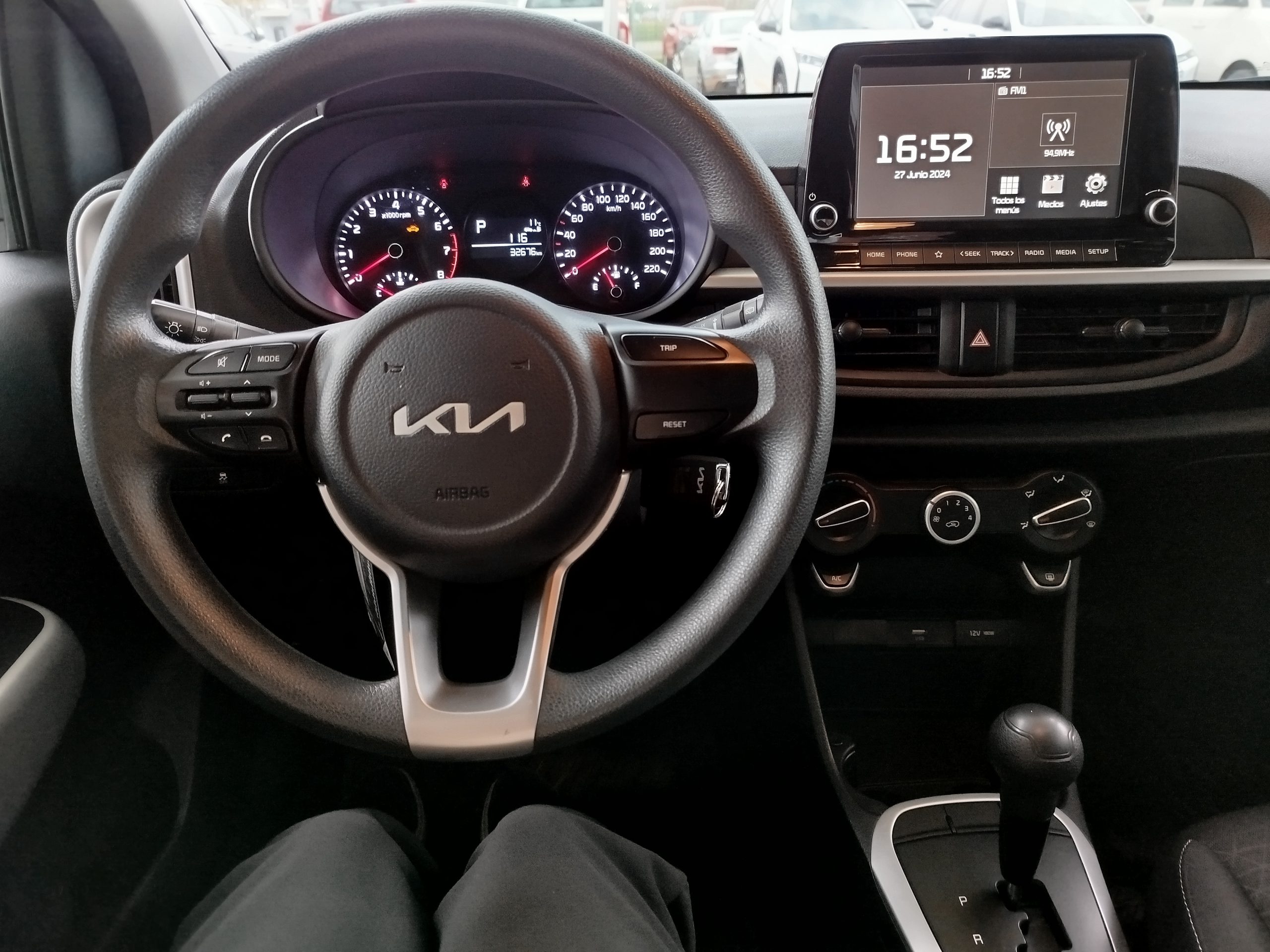 Kia Morning 1.2 AT 2023