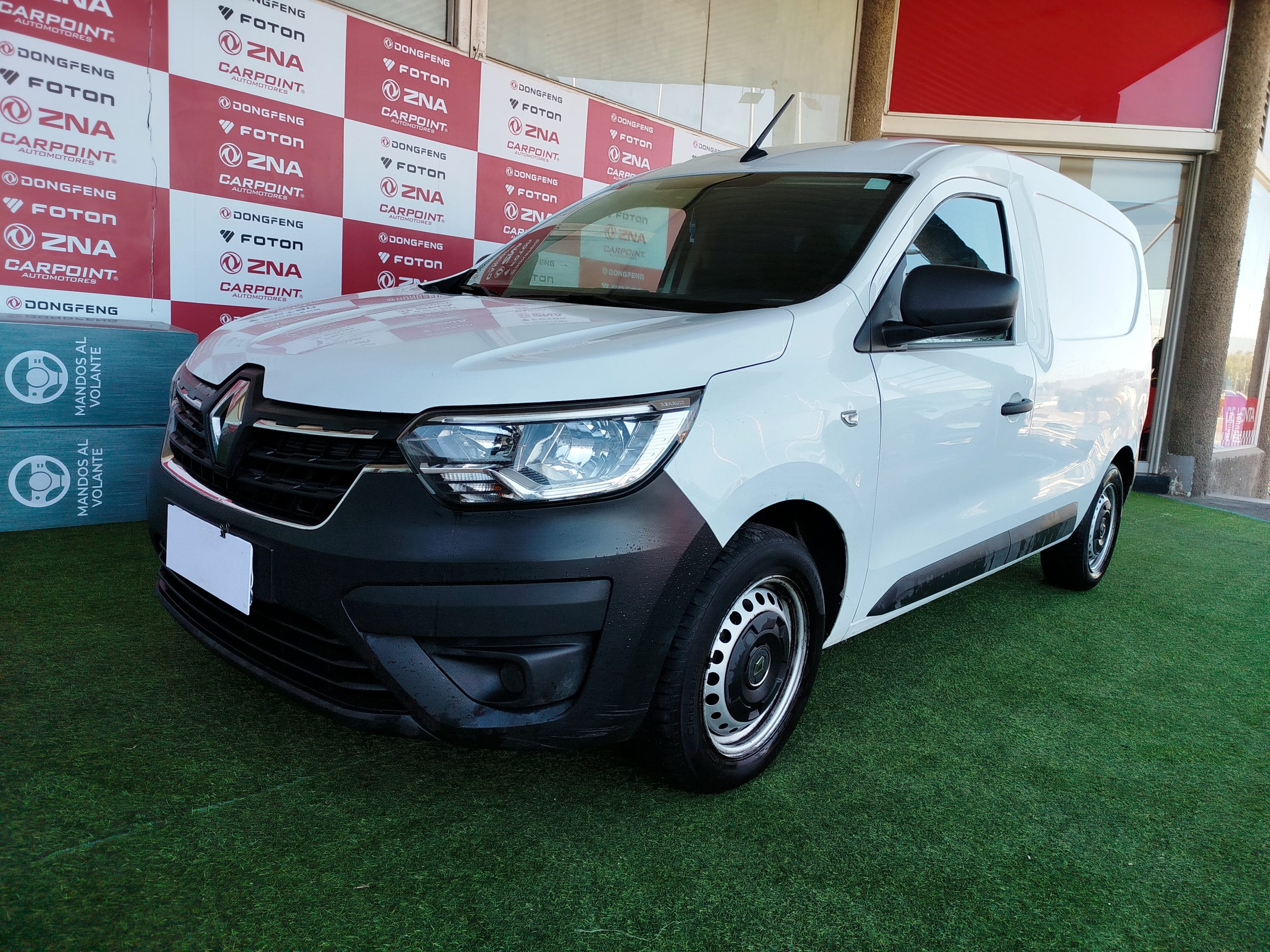 RENAULT EXPRESS 2022