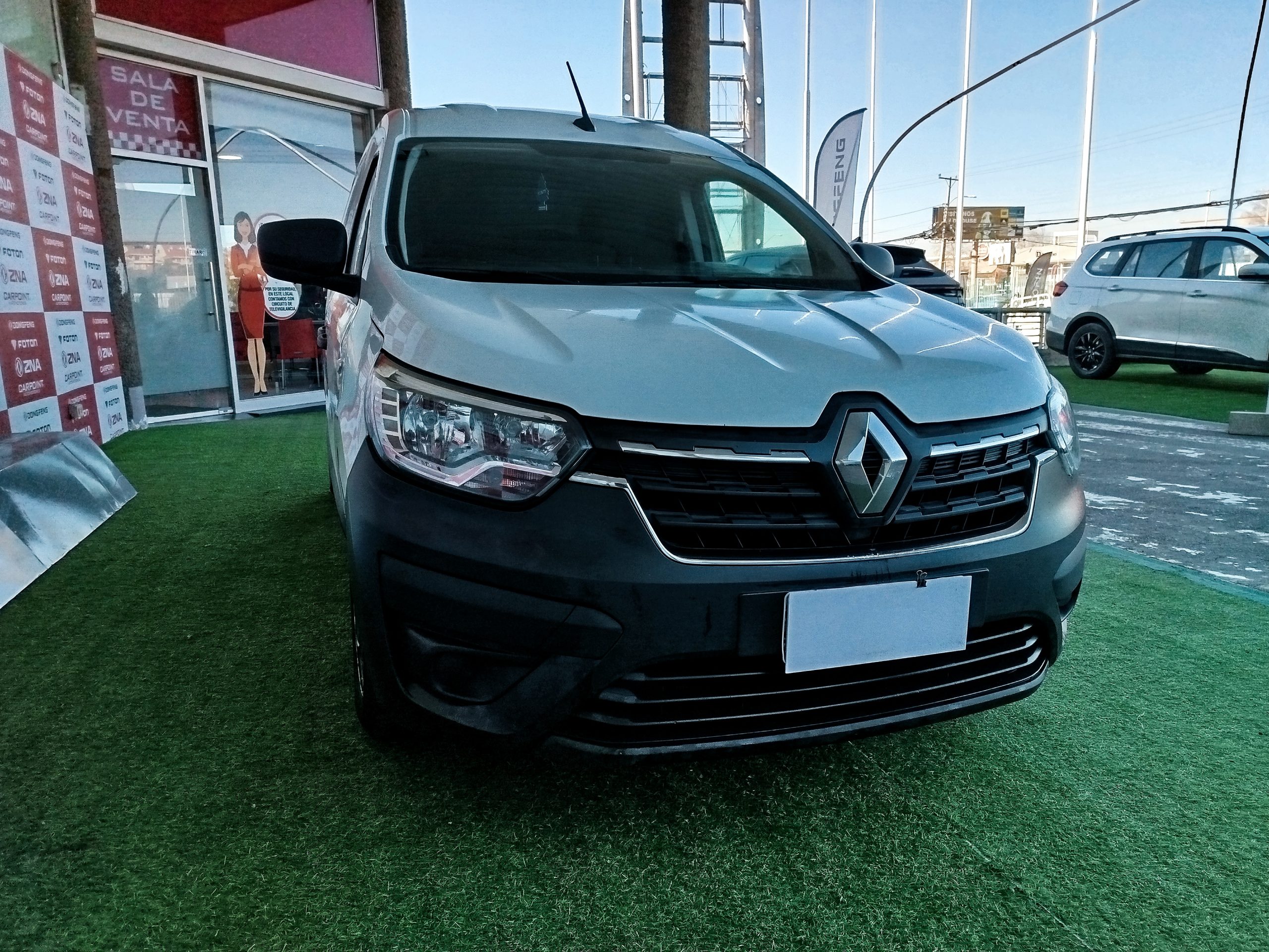 RENAULT EXPRESS 2022