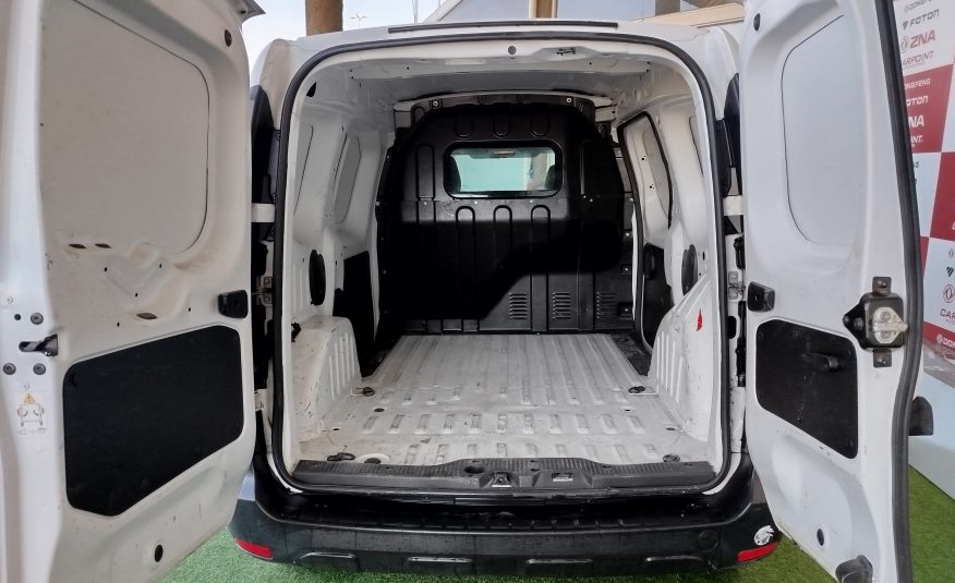 RENAULT EXPRESS 2022