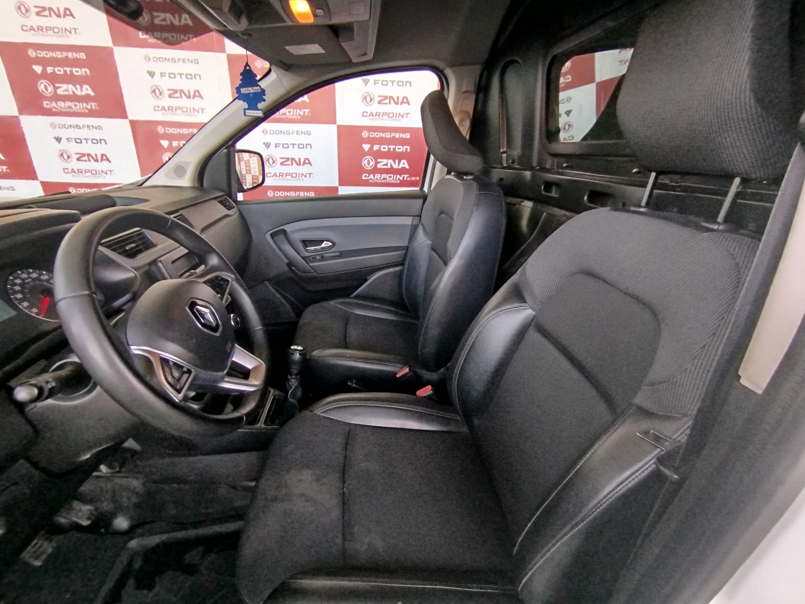 RENAULT EXPRESS 2022