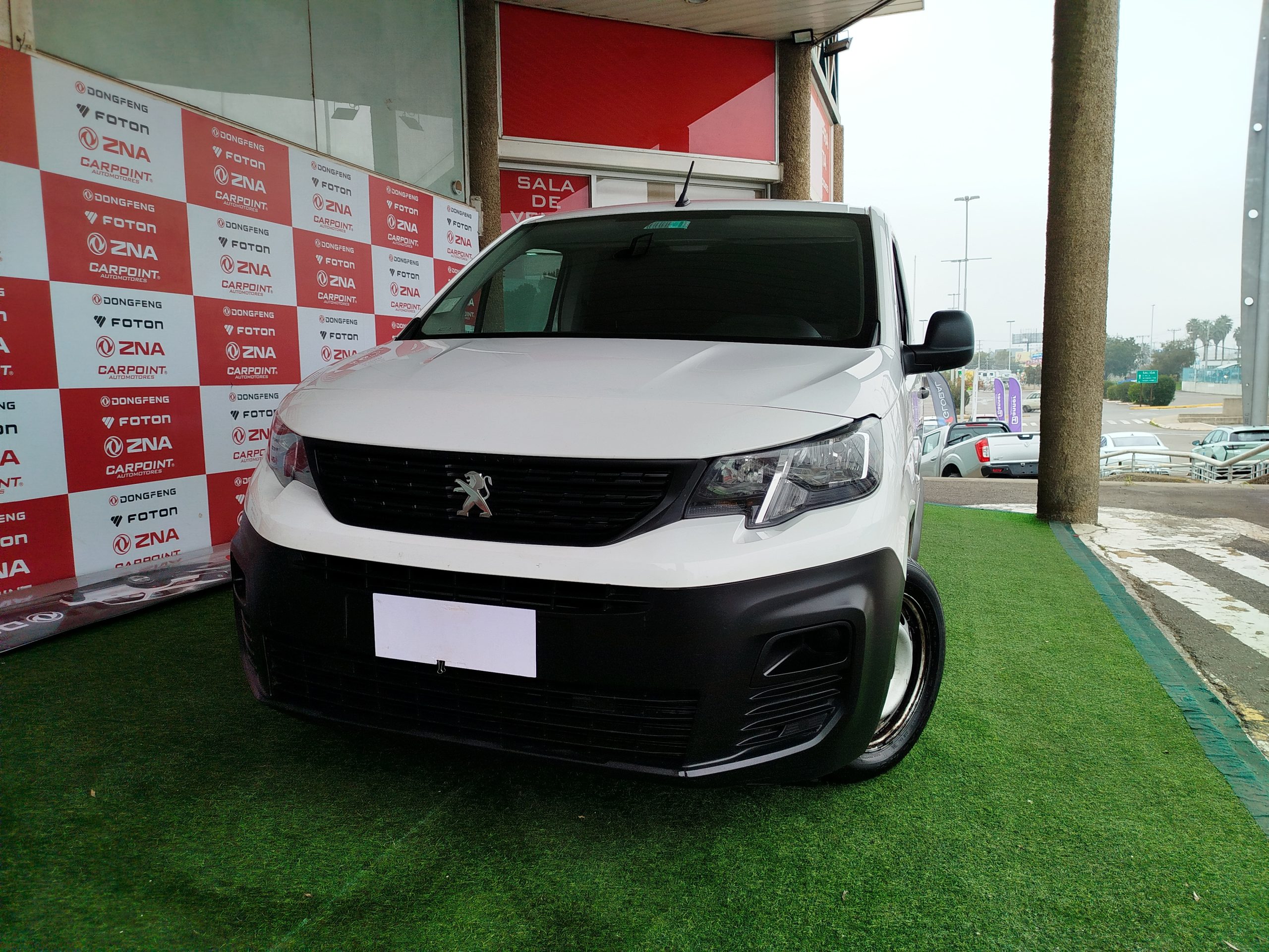 PEUGEOT PARTNER 2020