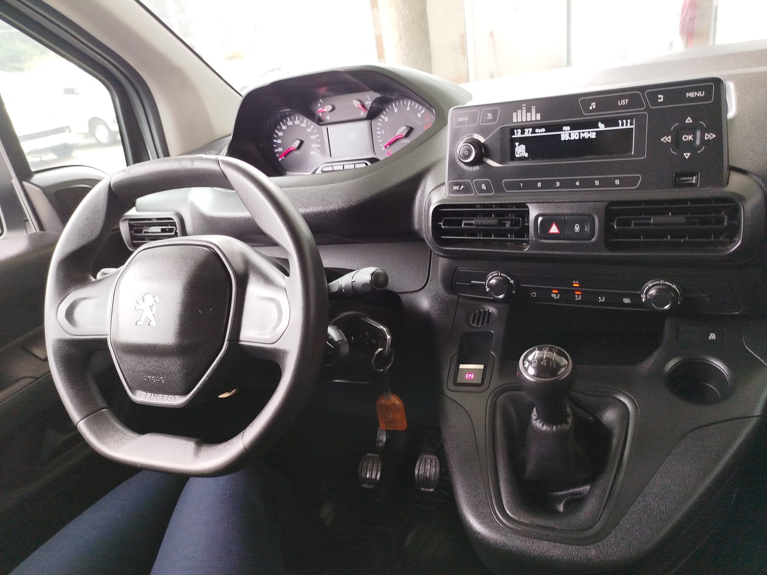 PEUGEOT PARTNER 2020