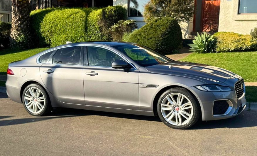 Jaguar XF 2021