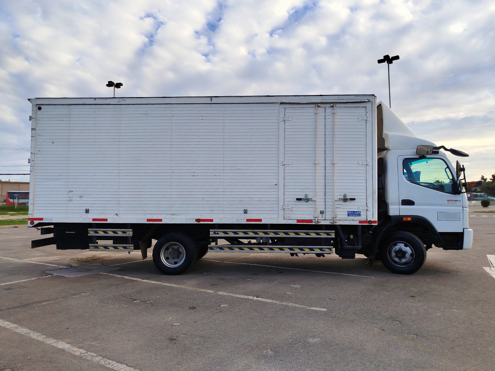Mitsubishi Fuso 1014 2018