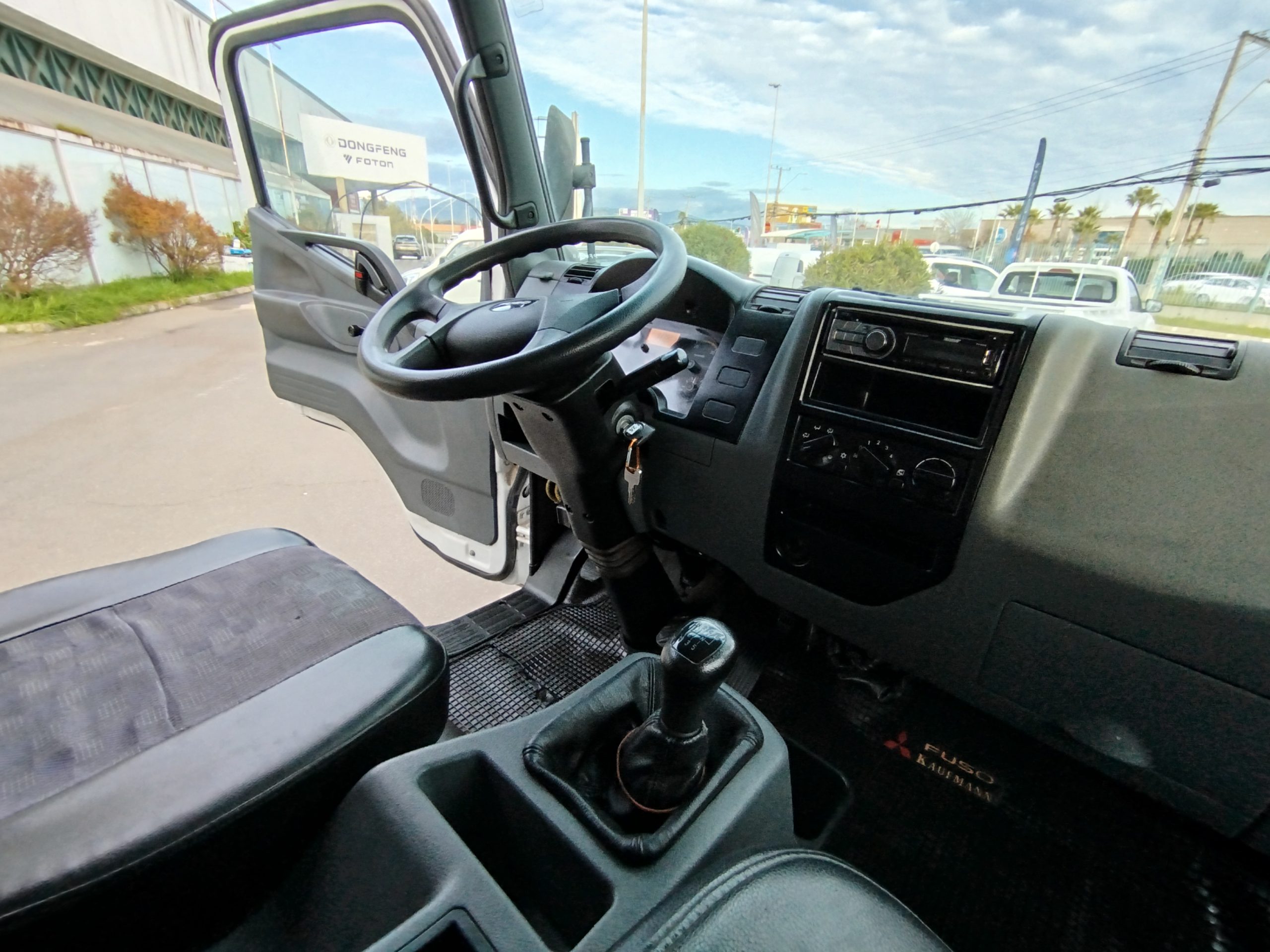 Mitsubishi Fuso 1014 2018