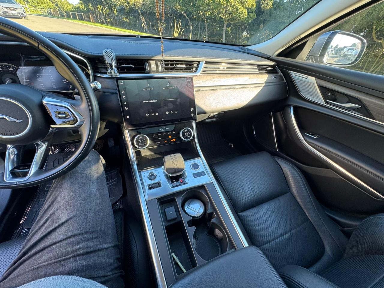 Jaguar XF 2021