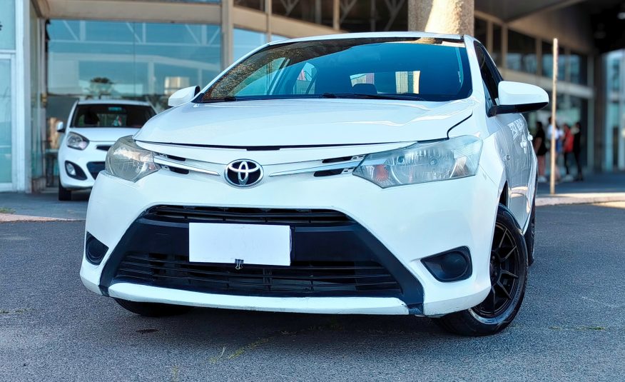 Toyota Yaris 2016