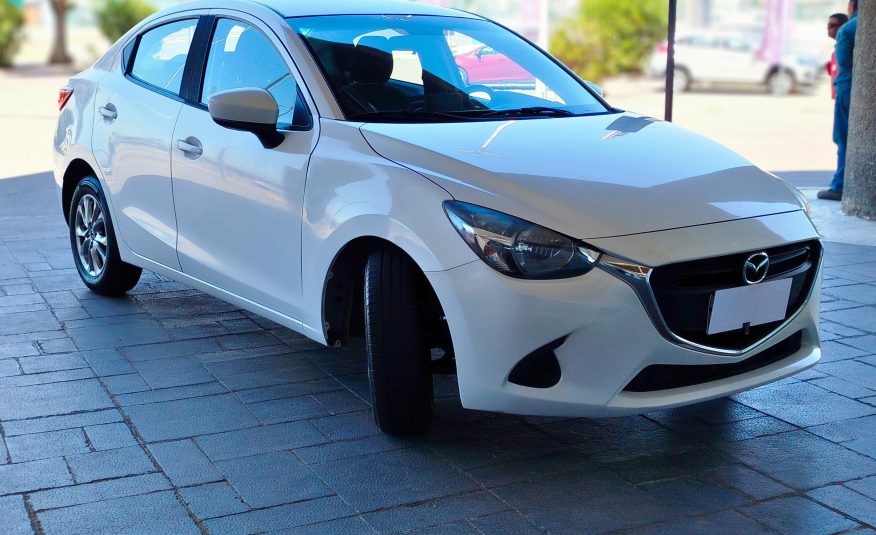 Mazda 2 2018