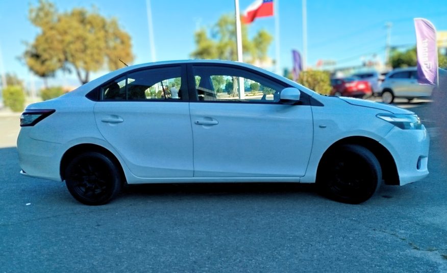 Toyota Yaris 2016