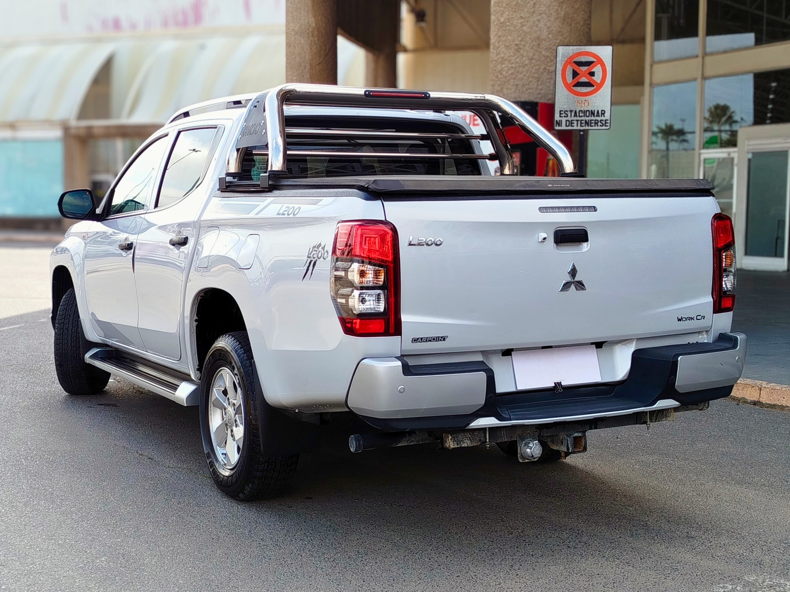 Mitsubishi L200 4×2 2024