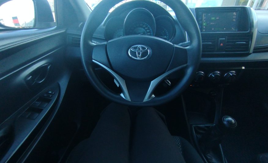 Toyota Yaris 2016
