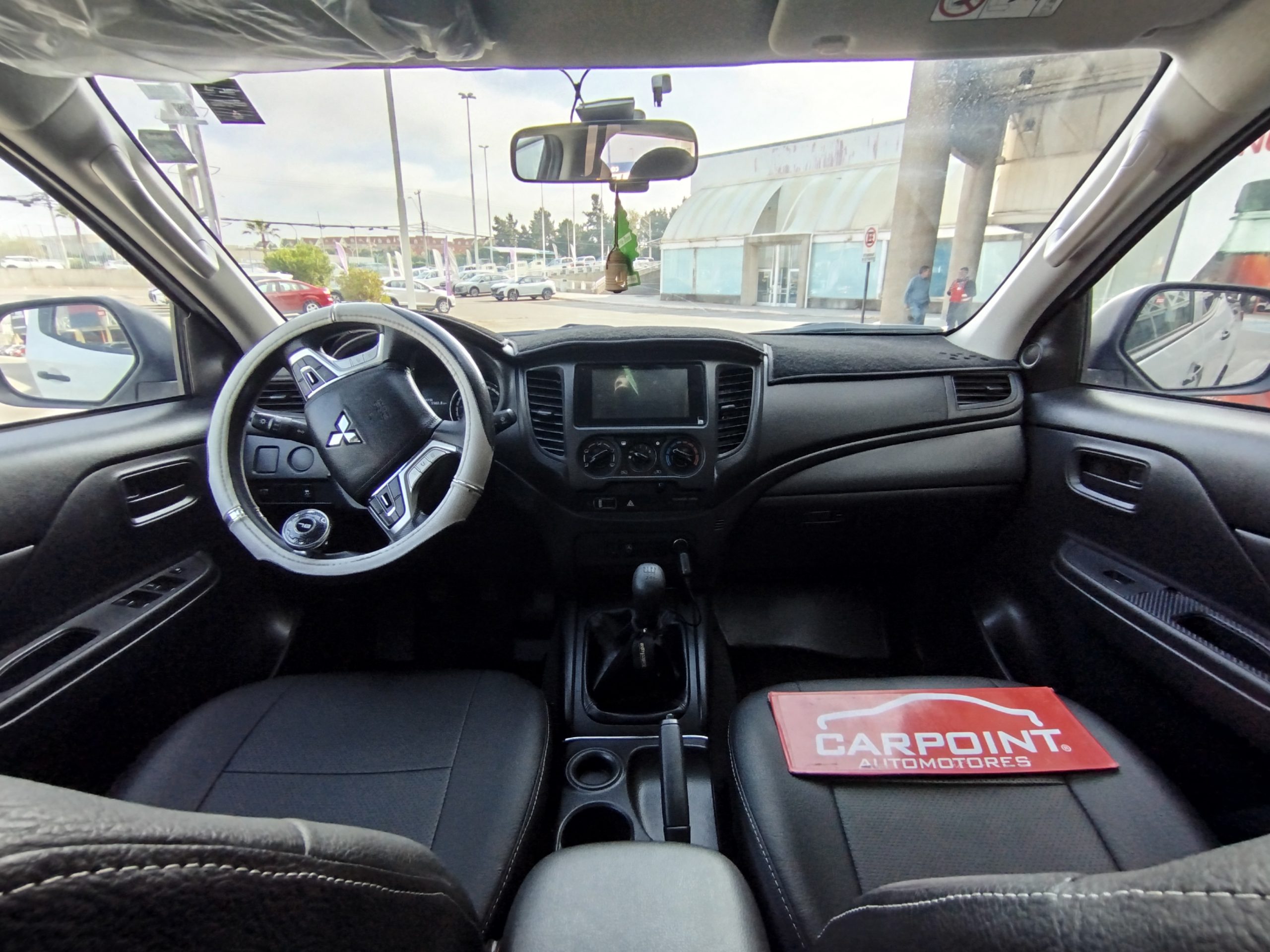 Mitsubishi L200 4×2 2024