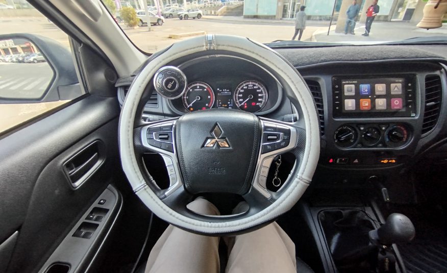 Mitsubishi L200 4×2 2024