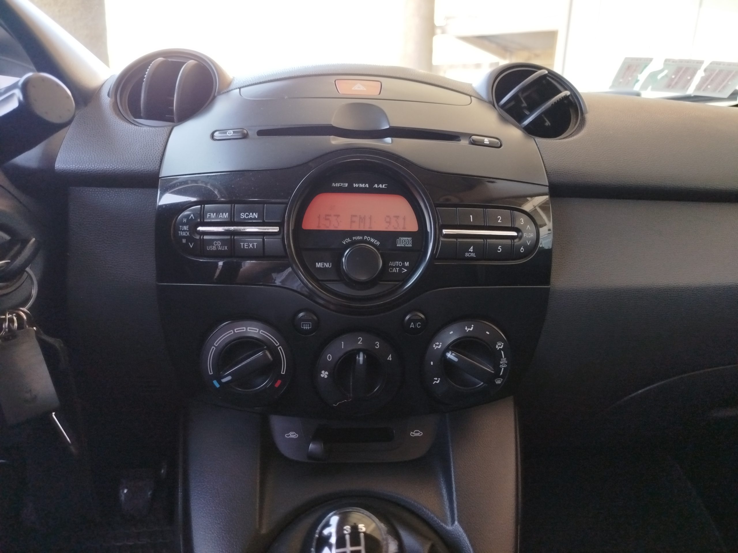 Mazda 2 Sport 2014