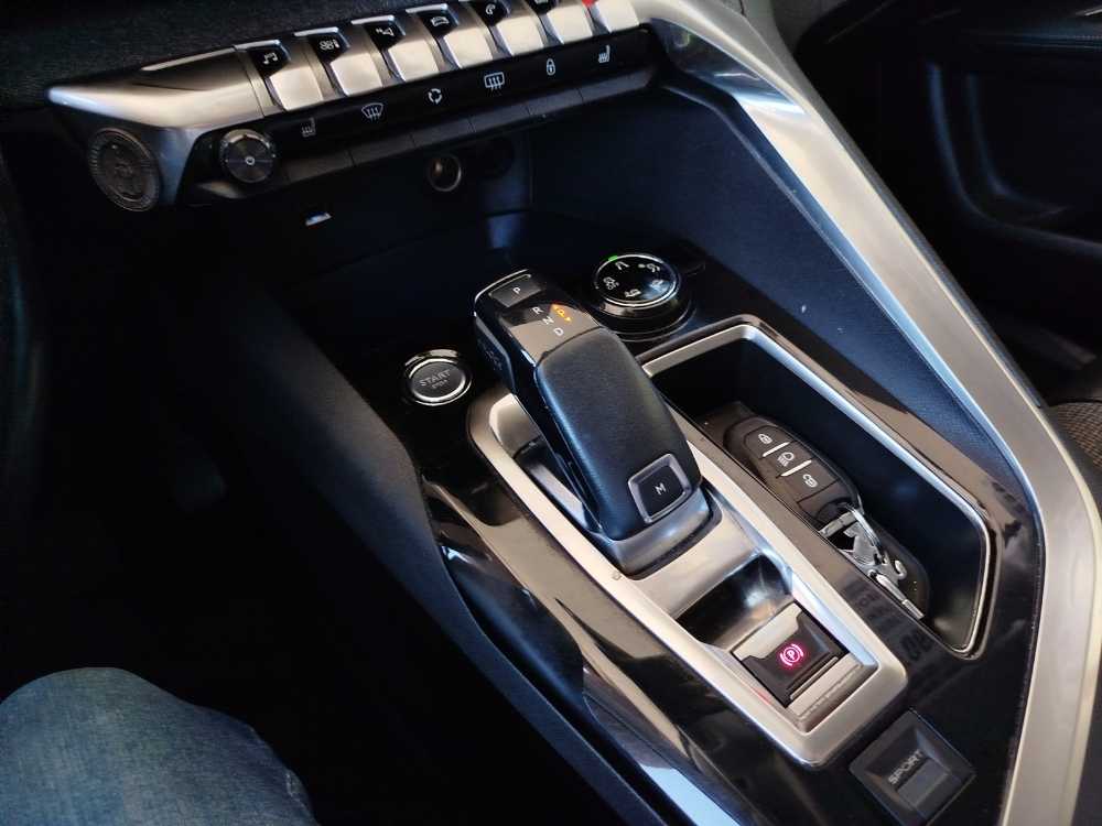 Peugeot 3008 AT 2019